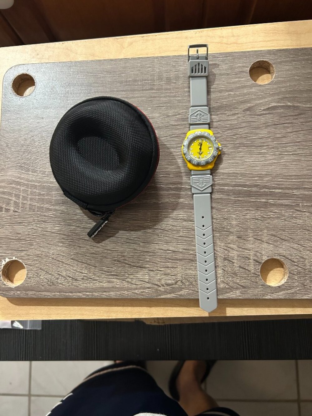 Tag Heuer 35mm Men's Formula 1 Yellow/ Grey Swiss Quartz F1 Watch- Ref: 382.513!